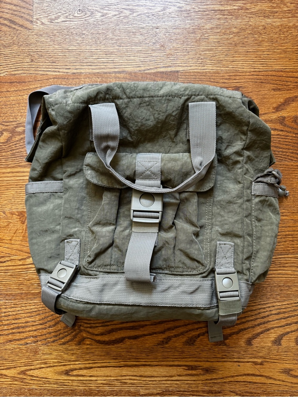 Tommy Bahama Men’s Olive Green Utility Backpack Travel Cargo Military Style
